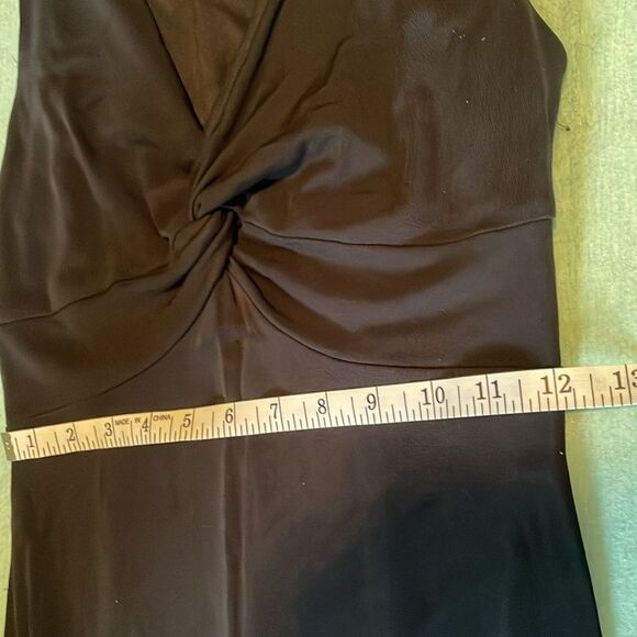 Maggy London STRETCH sleeveless black dress v-neck size 4 - Picture 7 of 9